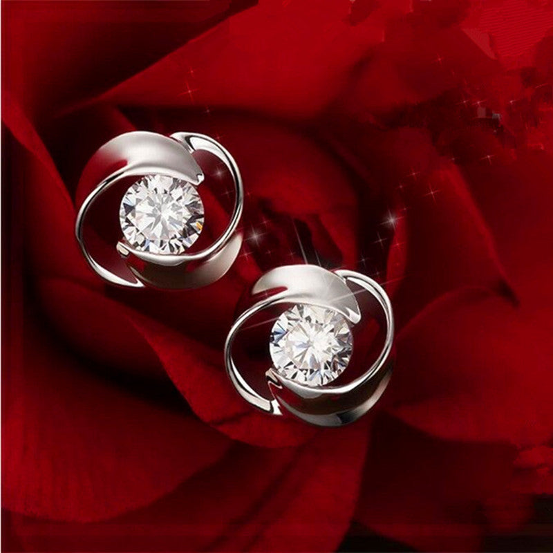Elegant Silver Earring for Every Occasion
