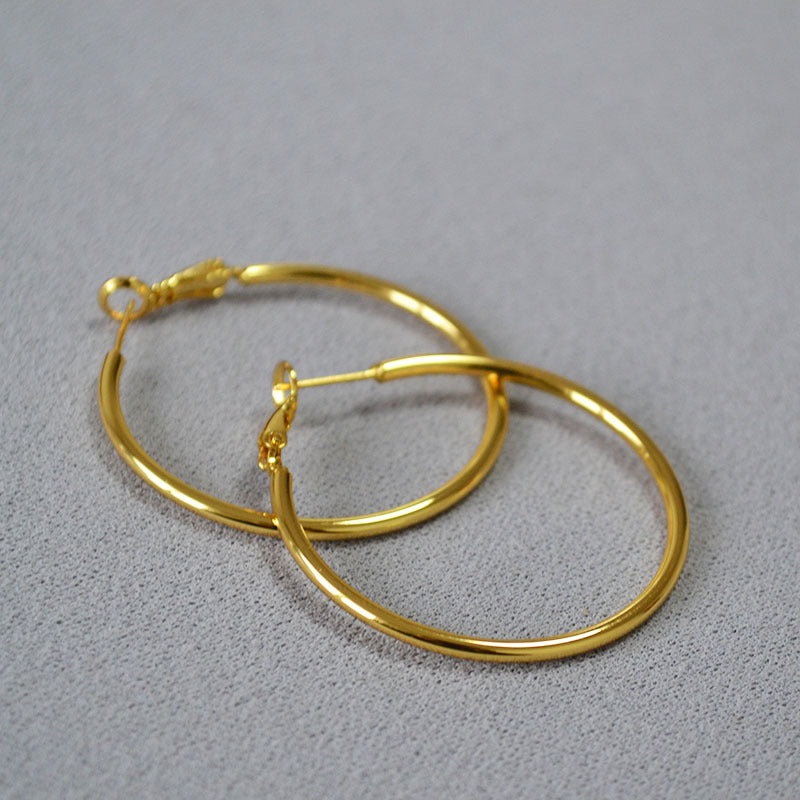 Elegant Silver Earring for Every Occasion