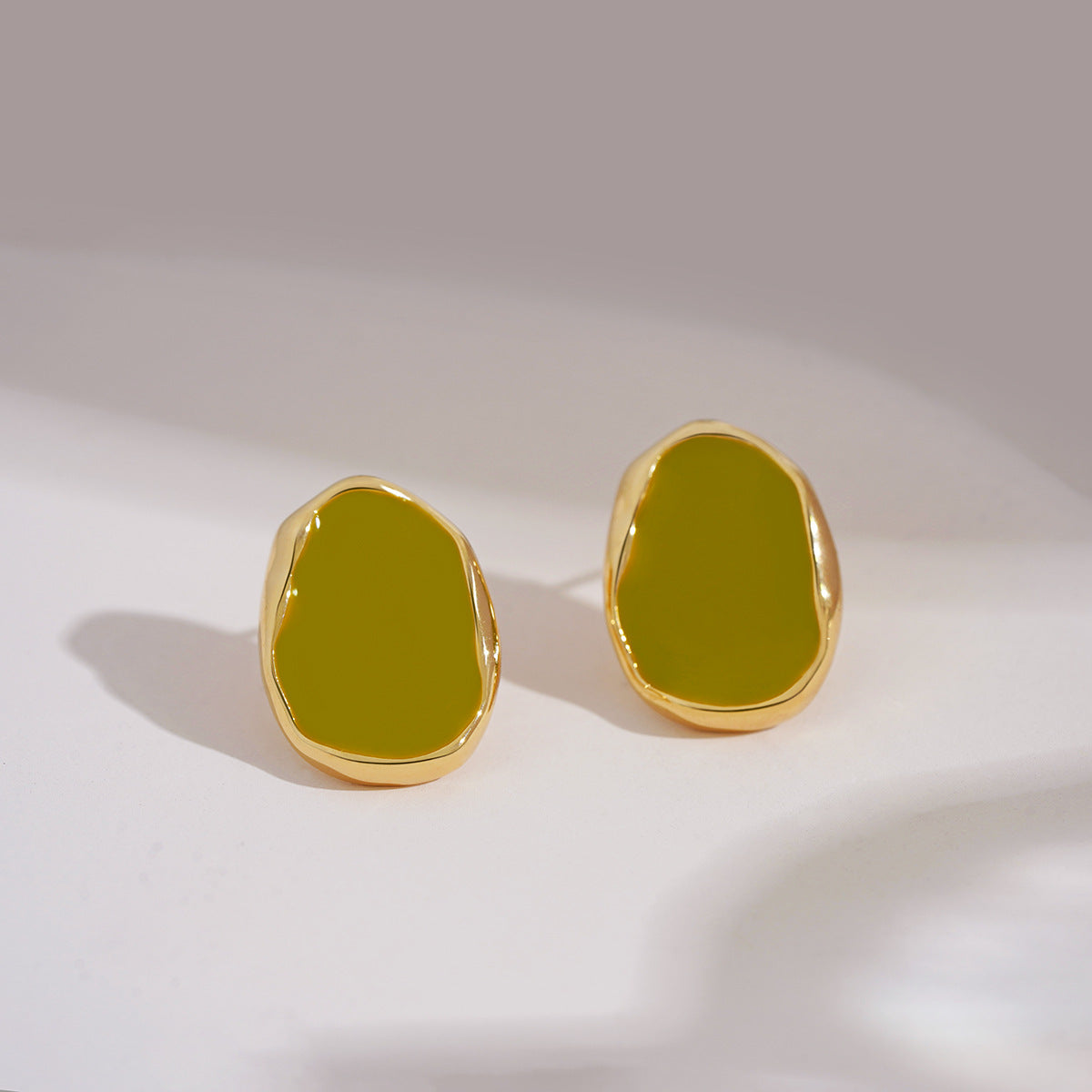 Classic Earring with Timeless Appeal