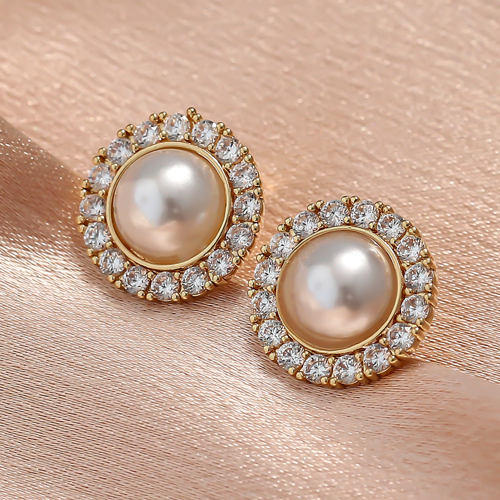 Stunning Gold Earring for Daily Wear