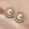 Stunning Gold Earring for Daily Wear