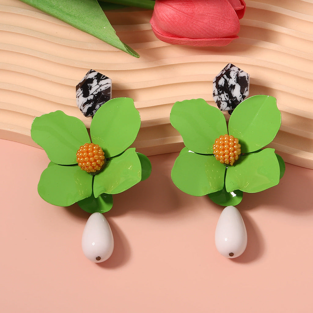 Beautiful Earring with Unique Style