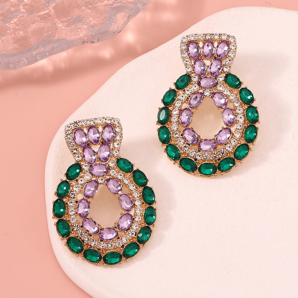 Classic Earring with Timeless Appeal