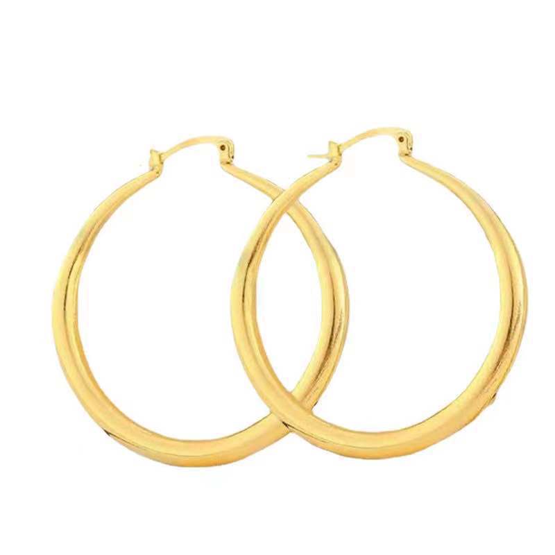 Classic Earring with Timeless Appeal