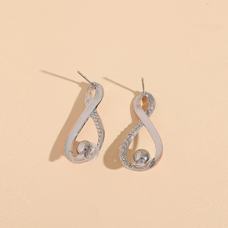 Classic Pearl Earring with Timeless Appeal