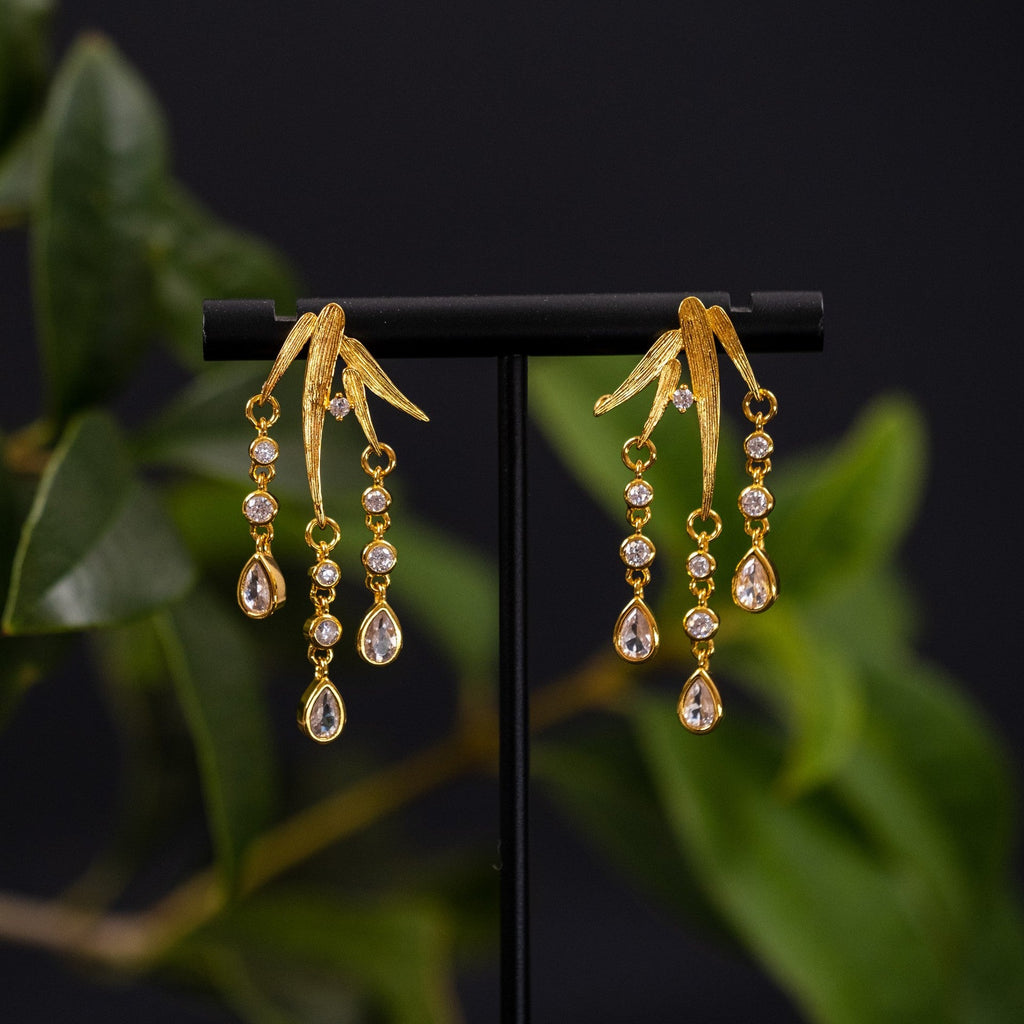 Beautiful Gold Earring with Unique Style