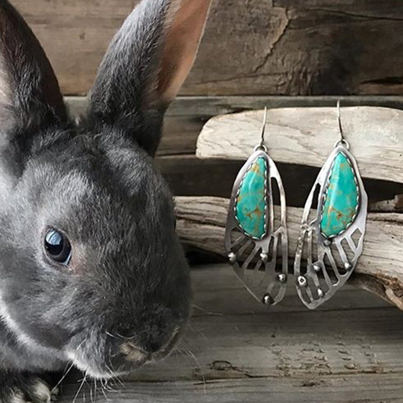 Classic Earring with Timeless Appeal