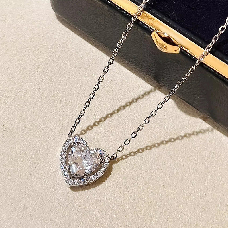 Stunning Necklace for Daily Wear