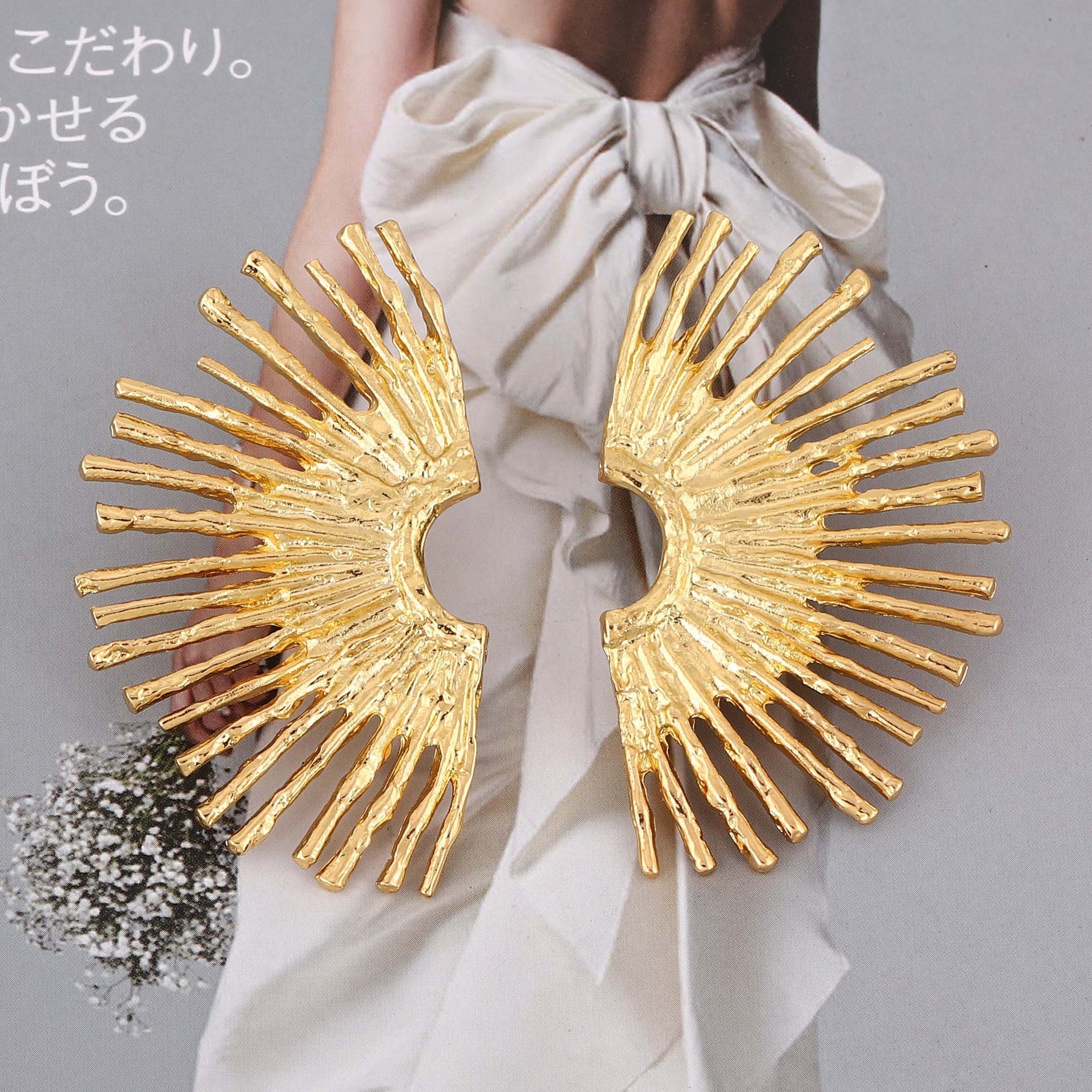 Charming Earring for Any Occasion