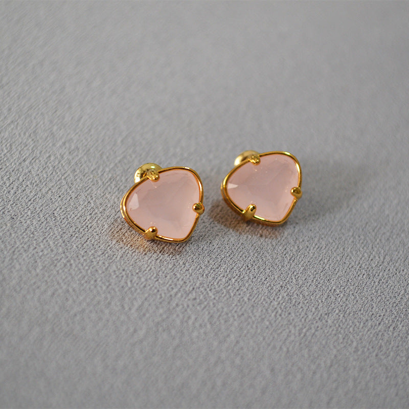 Romantic Gold Earring for Special Moments