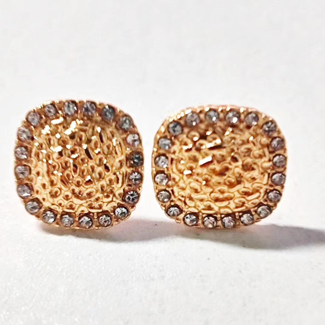 Elegant Earring for Every Occasion