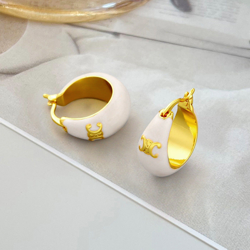 Classic Earring with Timeless Appeal
