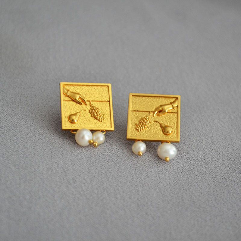 Vintage Handmade Gold Earring