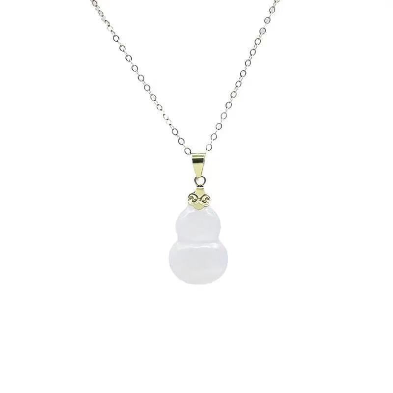 Romantic Silver Necklace for Special Moments