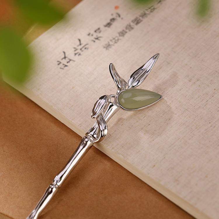 Stunning Silver Piece for Daily Wear