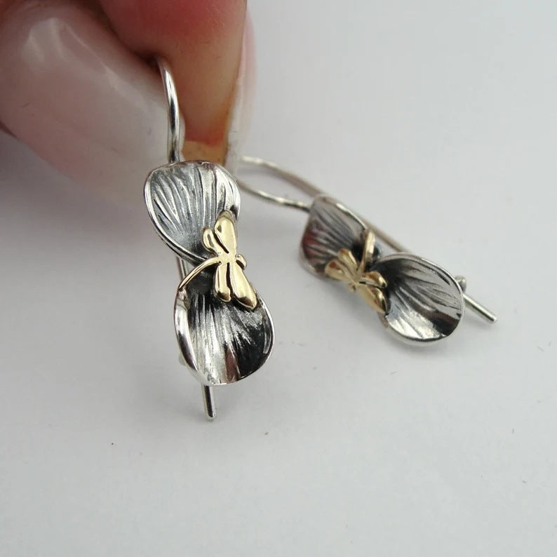 Classic Earring with Timeless Appeal