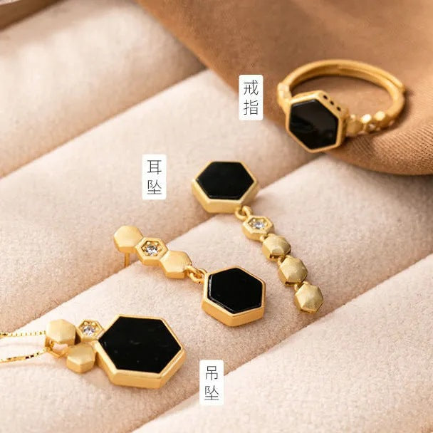 Stunning Gold Earring for Daily Wear
