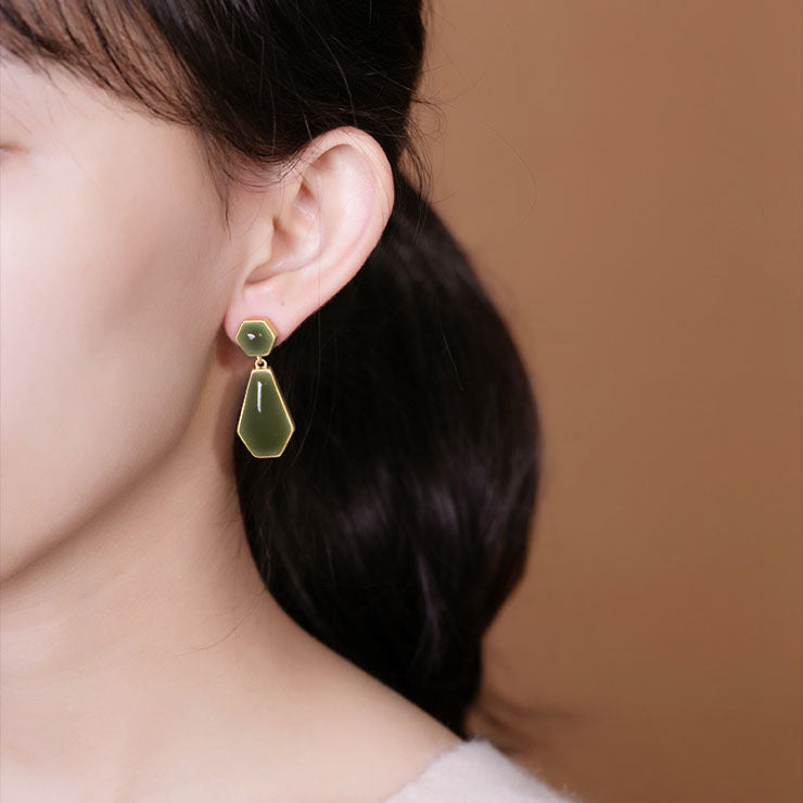 Classic Silver Earring with Timeless Appeal