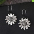 Romantic Gold Earring for Special Moments