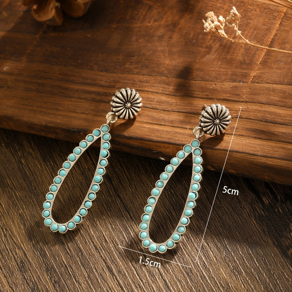 Classic Earring with Timeless Appeal