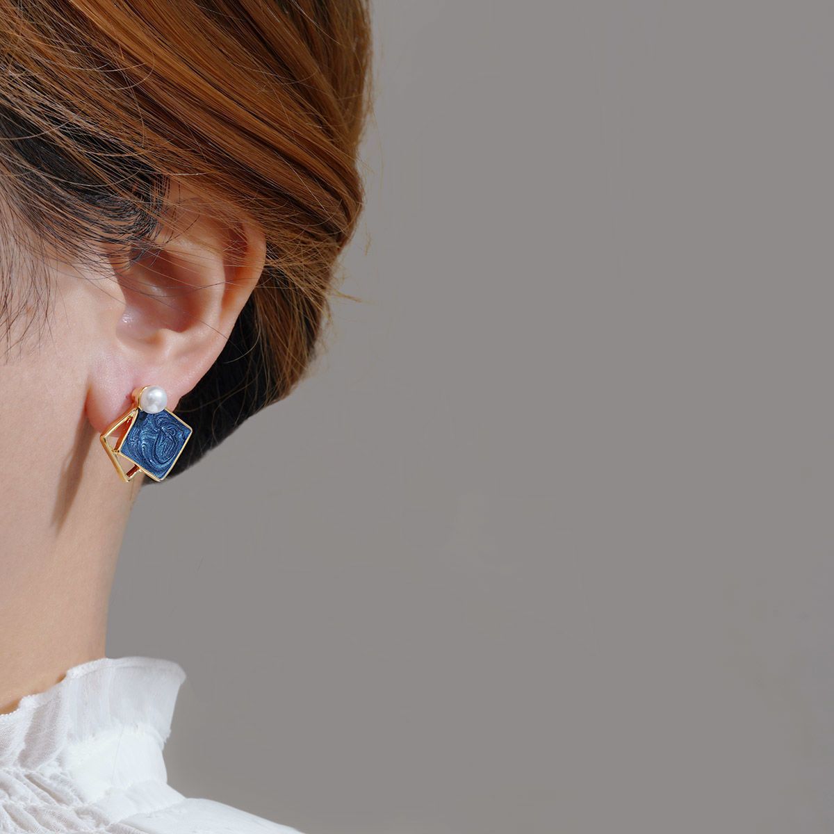 Stunning Earring for Daily Wear