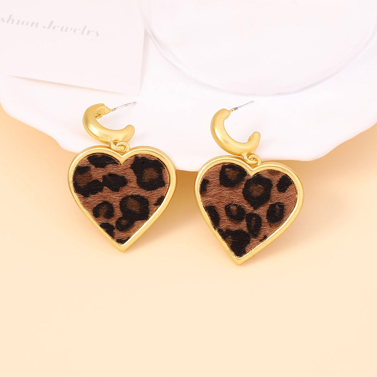 Classic Earring with Timeless Appeal