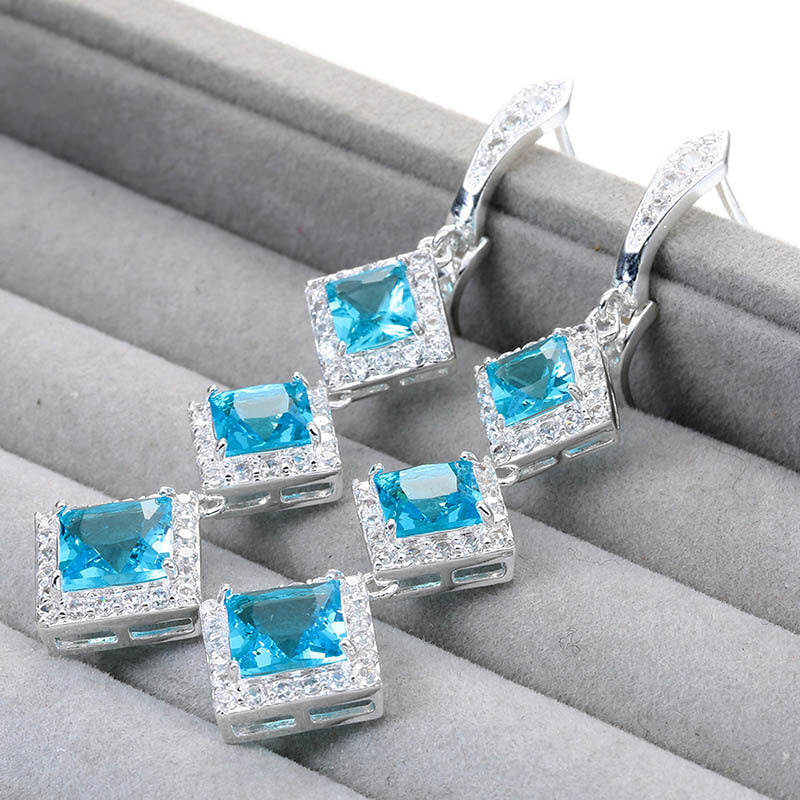 Beautiful Earring with Unique Style