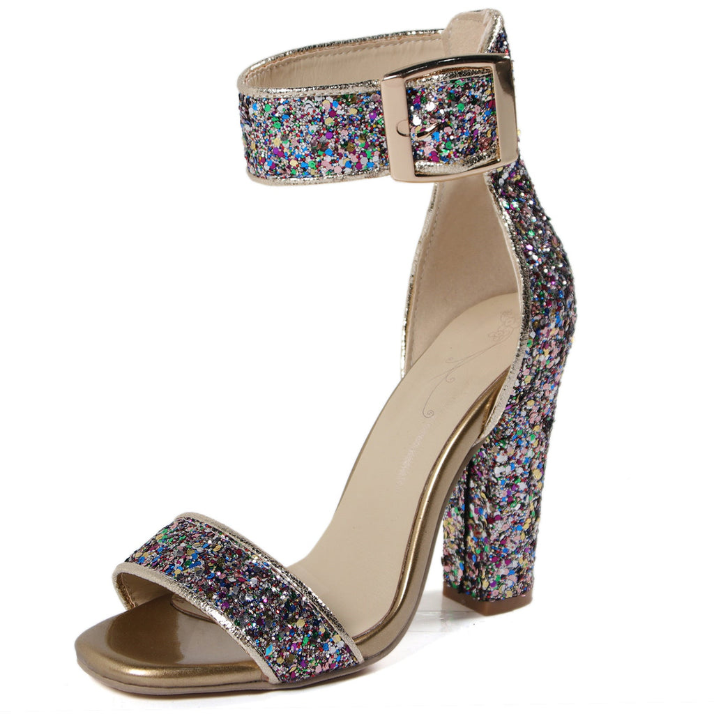Graceful Orthopedic Sandals for Modern Look