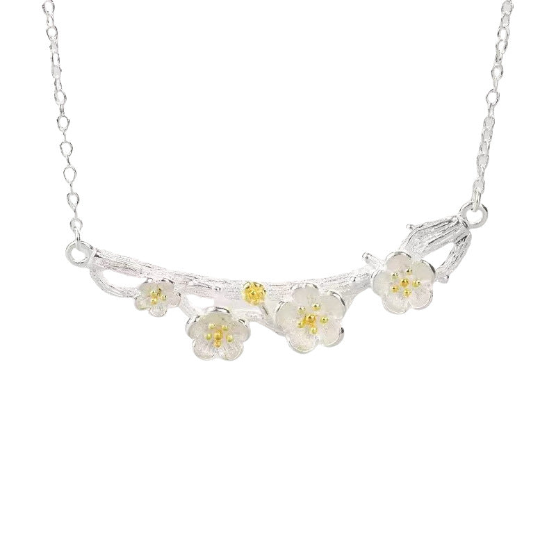 Classic Necklace with Timeless Appeal