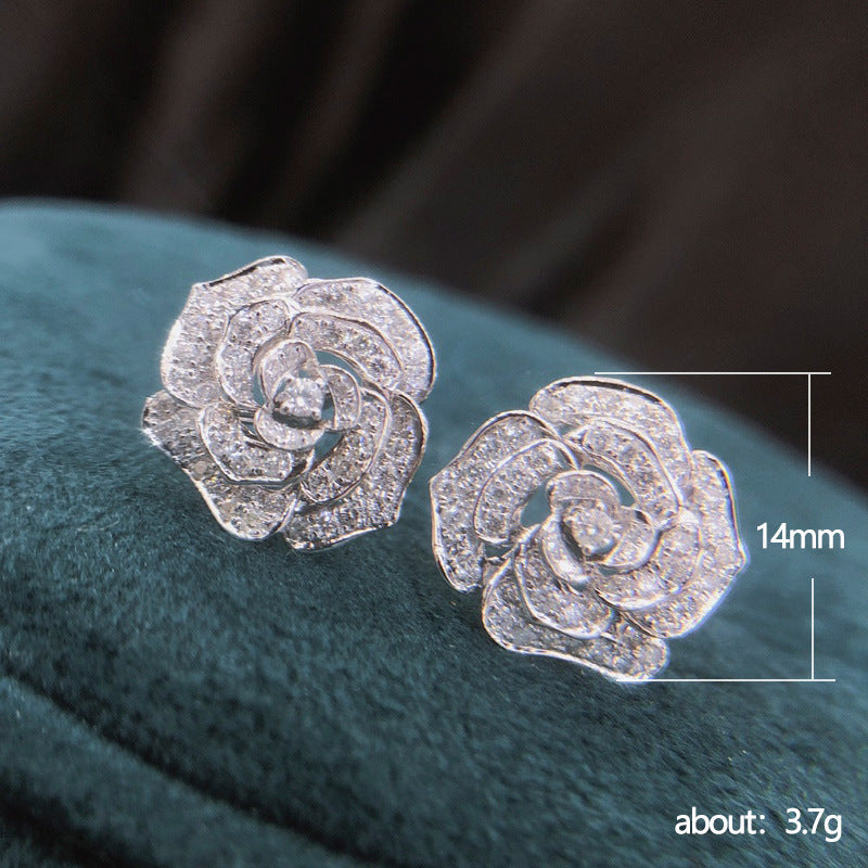 Classic Earring with Timeless Appeal