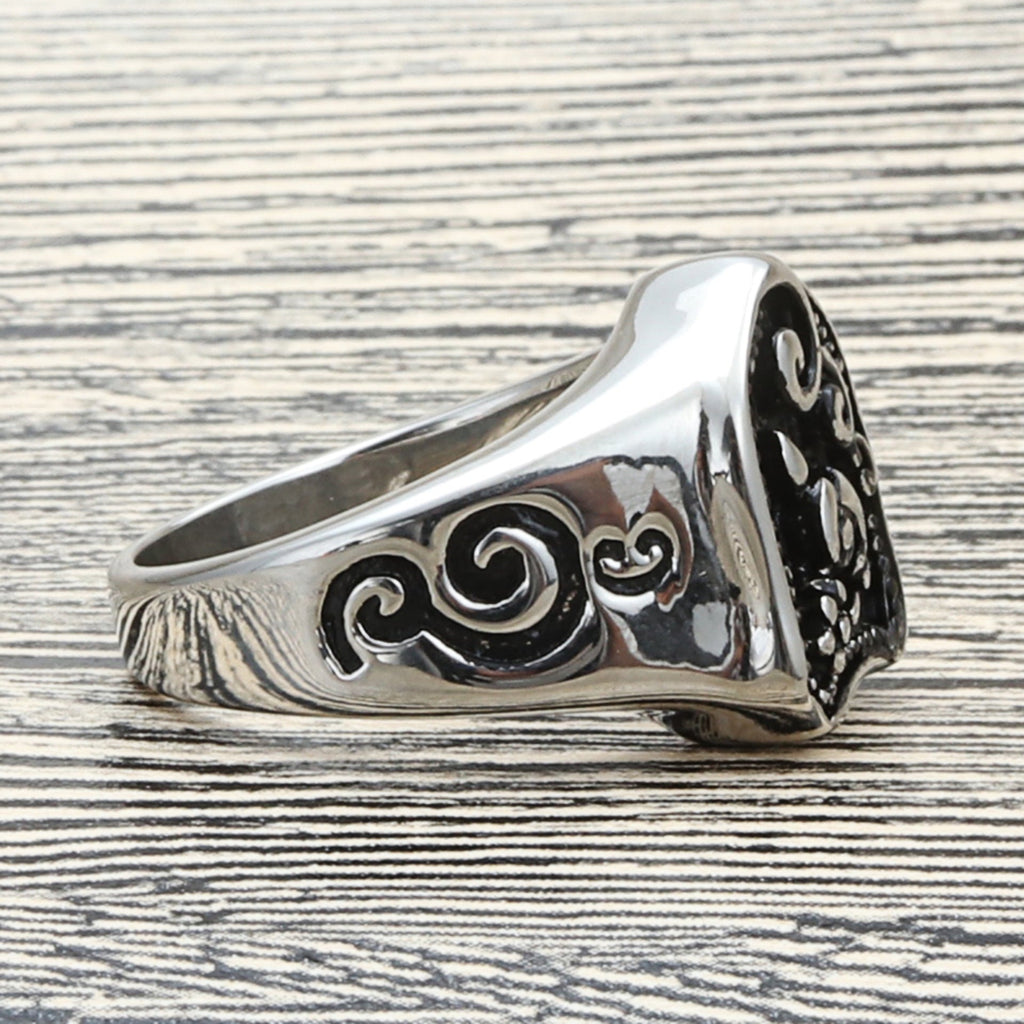 Beautiful Ring with Unique Style