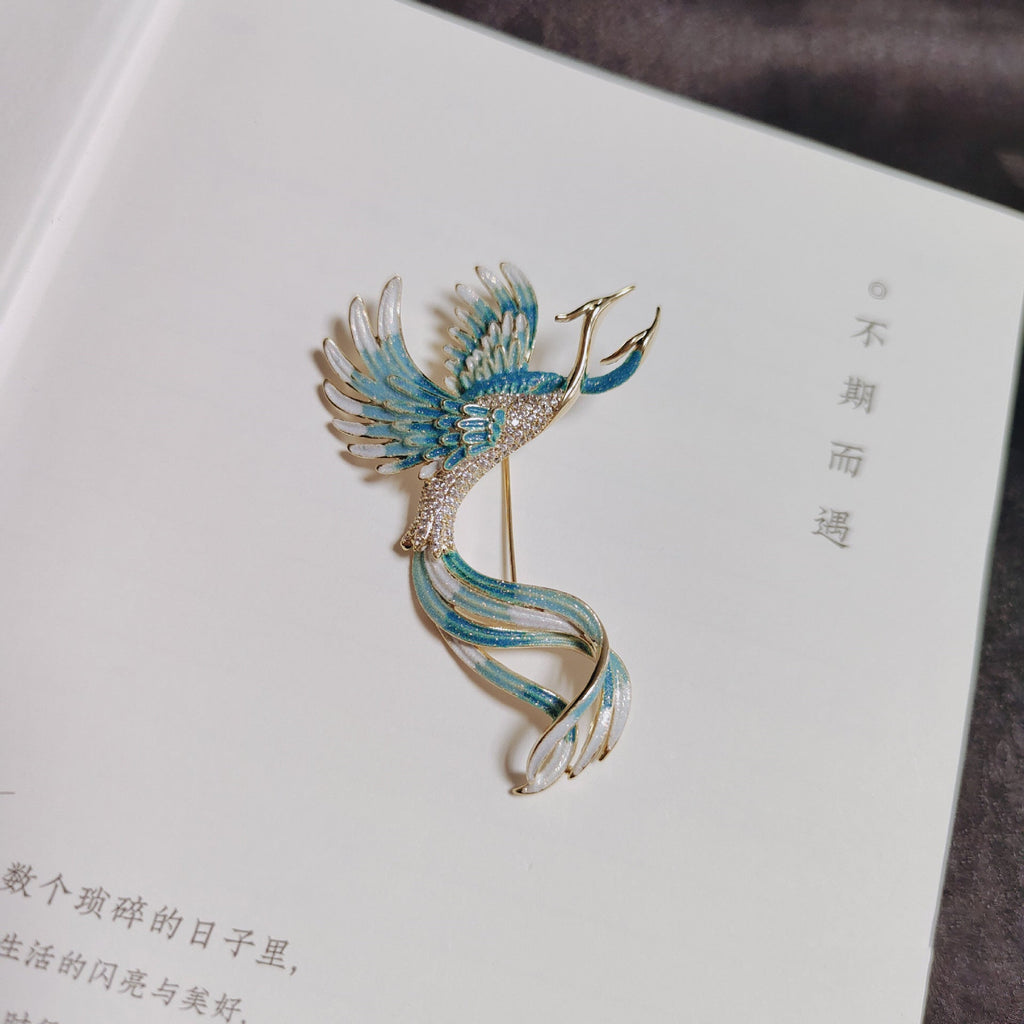 Charming Piece for Any Occasion