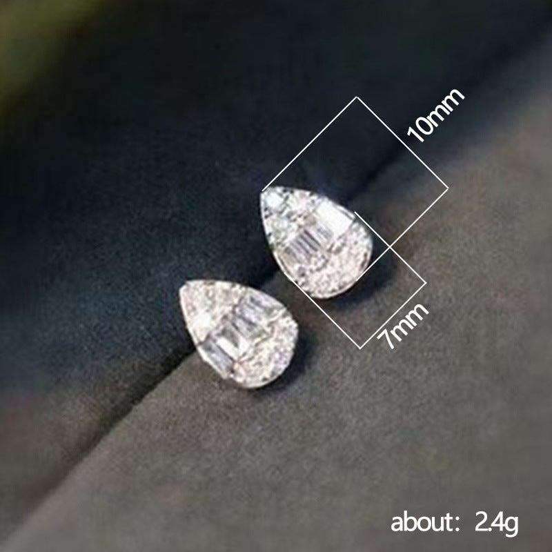 Charming Piece for Any Occasion