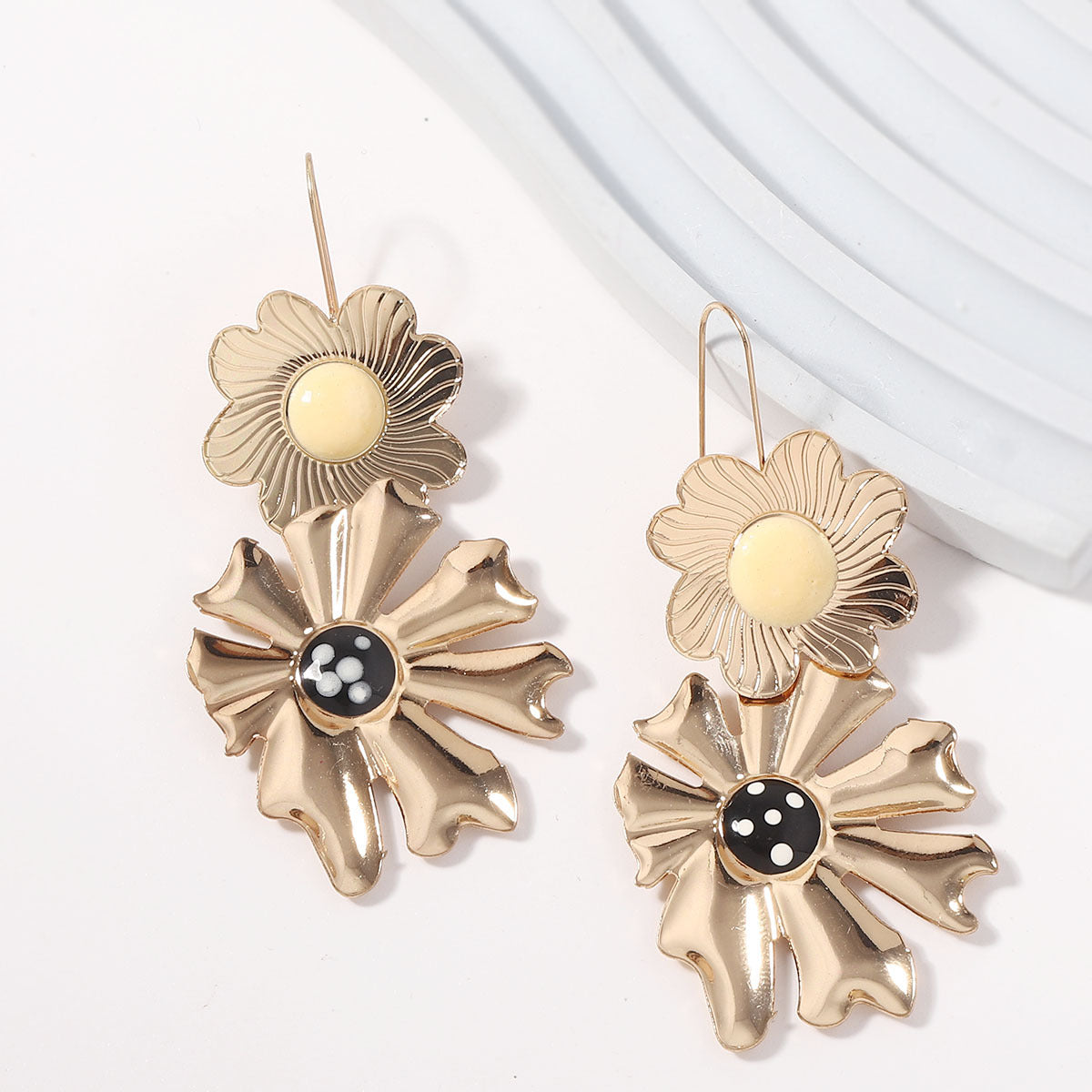 Stunning Earring for Daily Wear