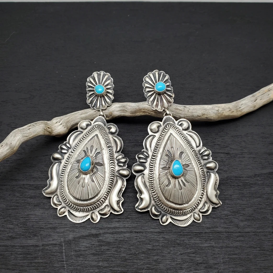 Elegant Earring for Every Occasion