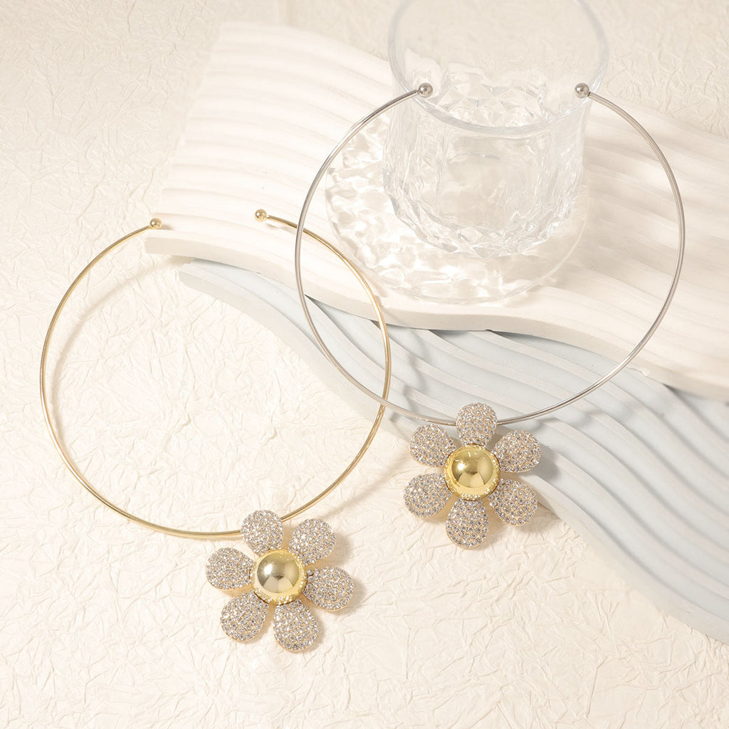 Classic Pendant with Timeless Appeal