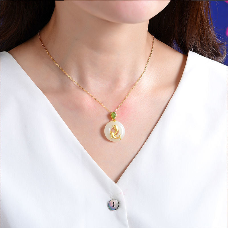 Charming Silver Pendant for Any Occasion