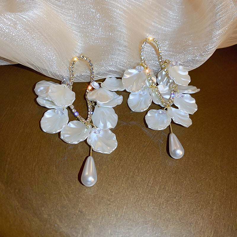 Elegant Pearl Earring for Every Occasion