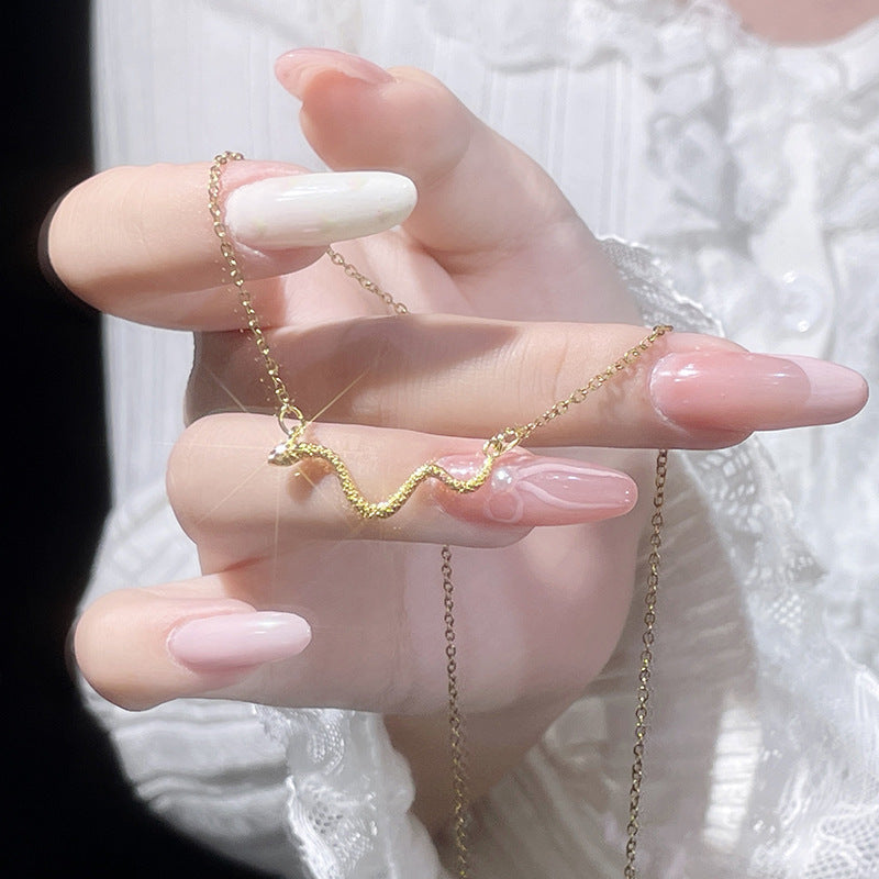 Stunning Necklace for Daily Wear