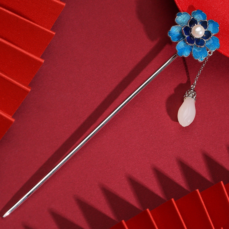 Delicate Artisan Silver Piece
