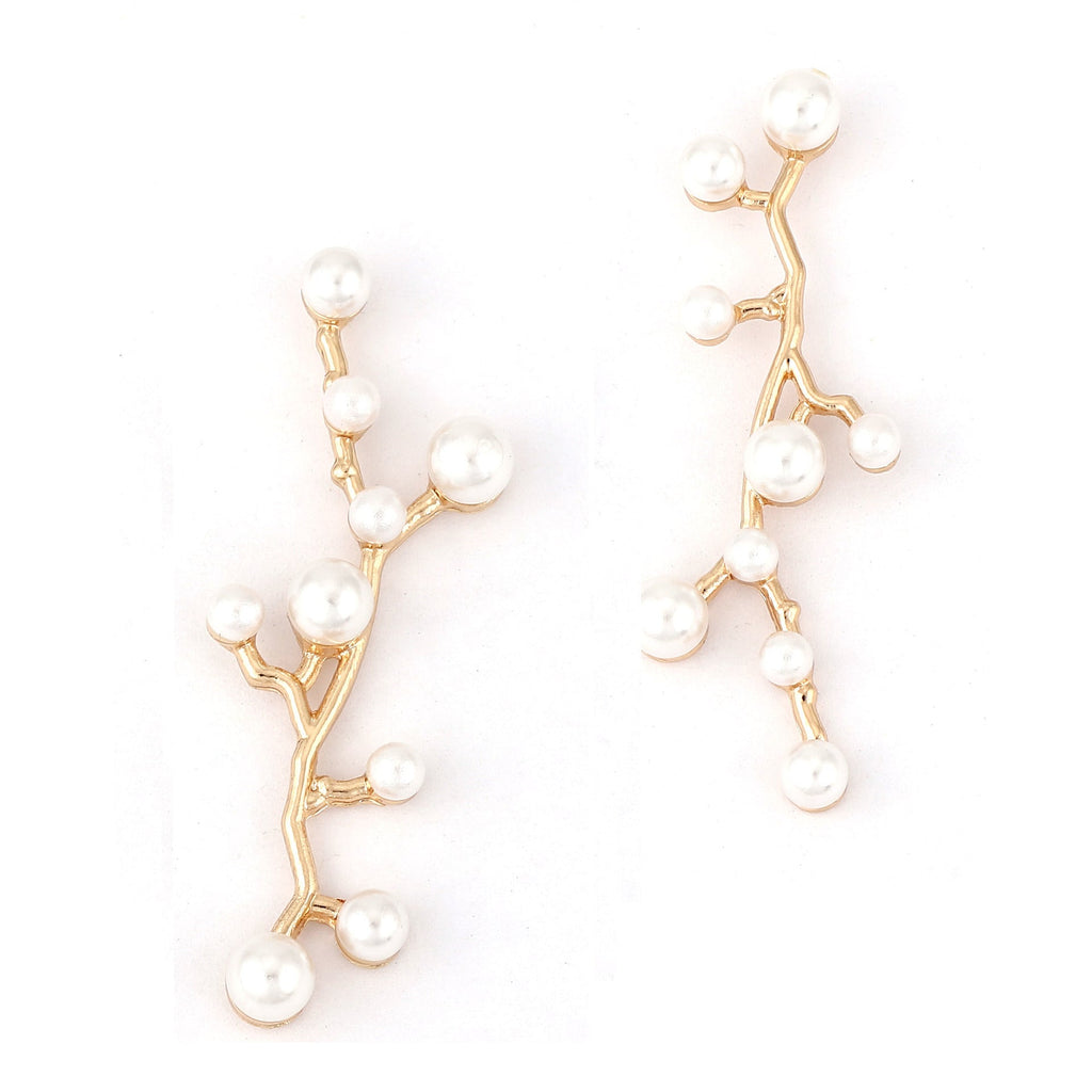 Classic Pearl Earring with Timeless Appeal
