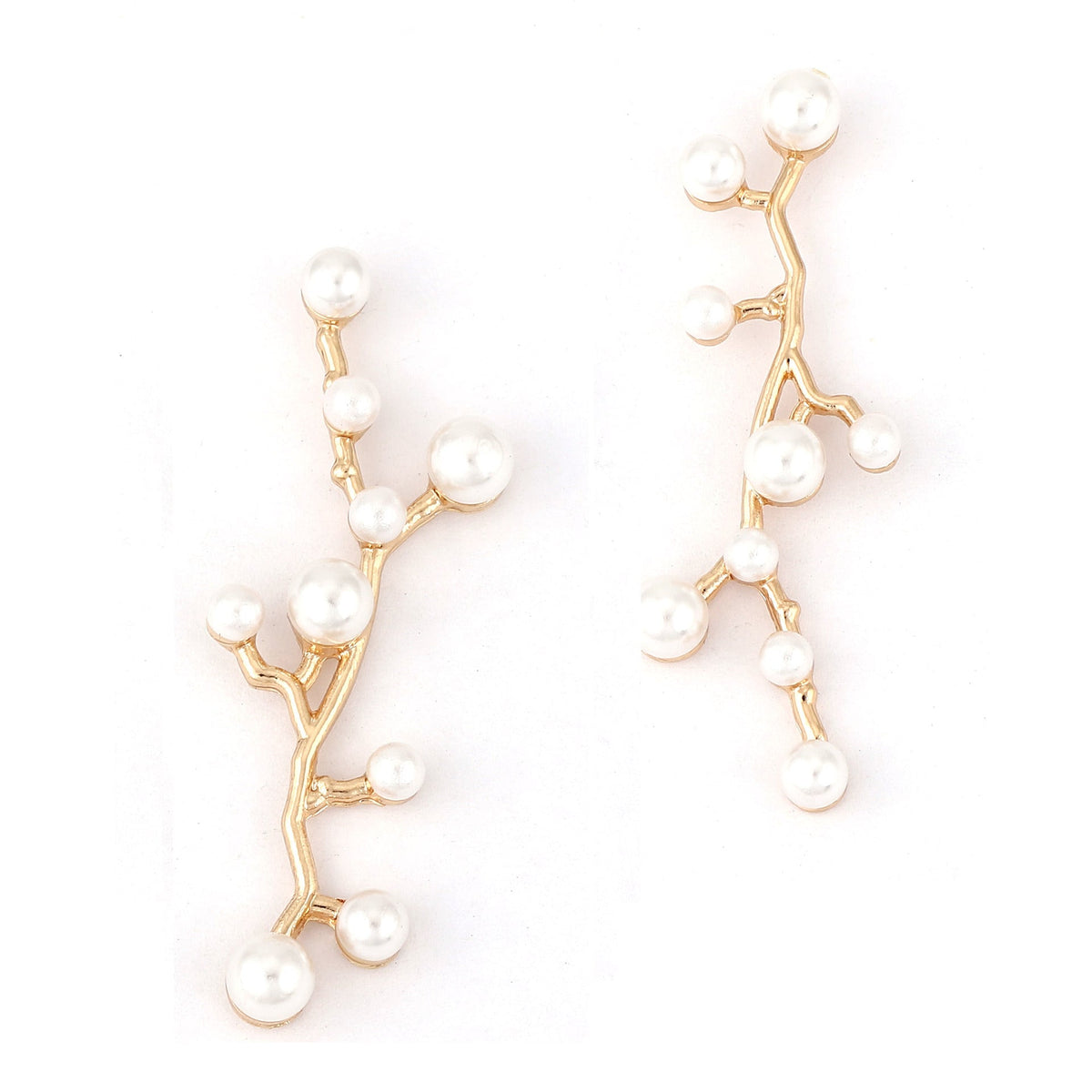 Classic Pearl Earring with Timeless Appeal
