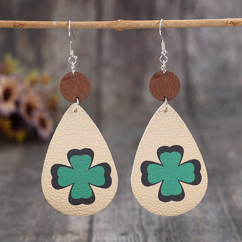 Charming Earring for Any Occasion