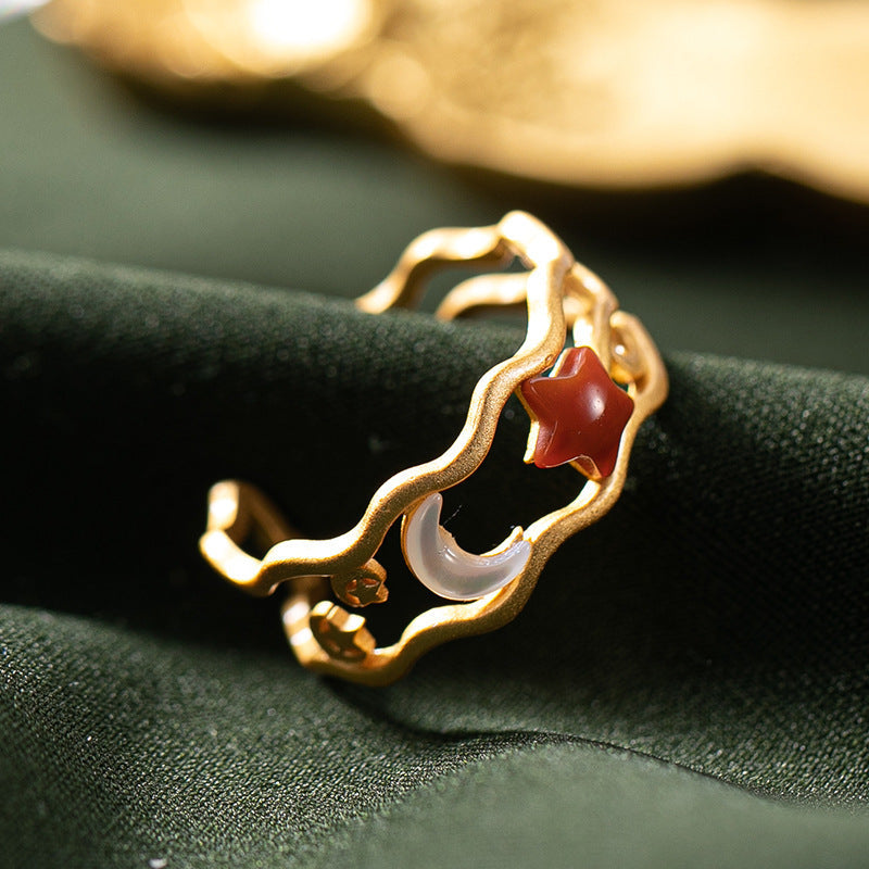 Romantic Gold Ring for Special Moments