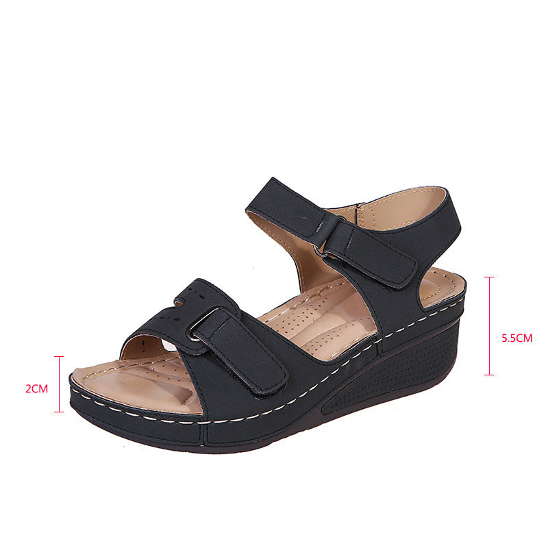 Chic Orthopedic Sandals with Unique Design