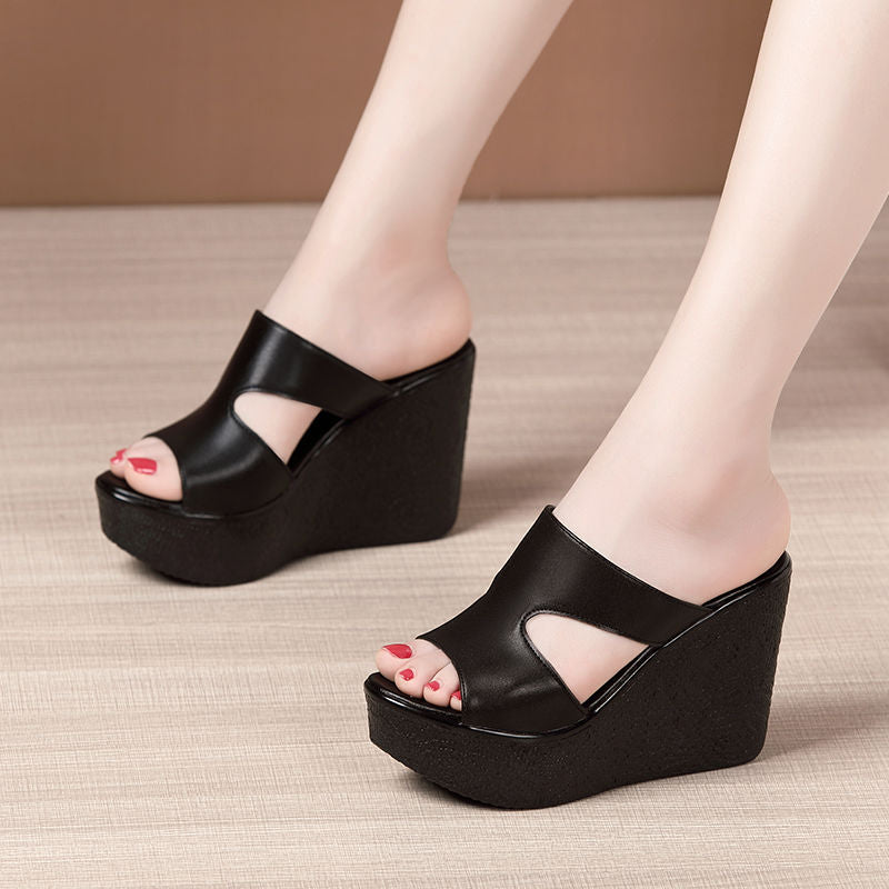 Chic Orthopedic Sandals with Unique Design