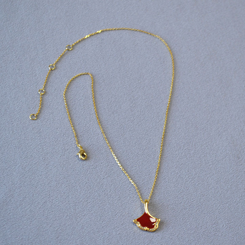 Elegant Gold Necklace for Every Occasion