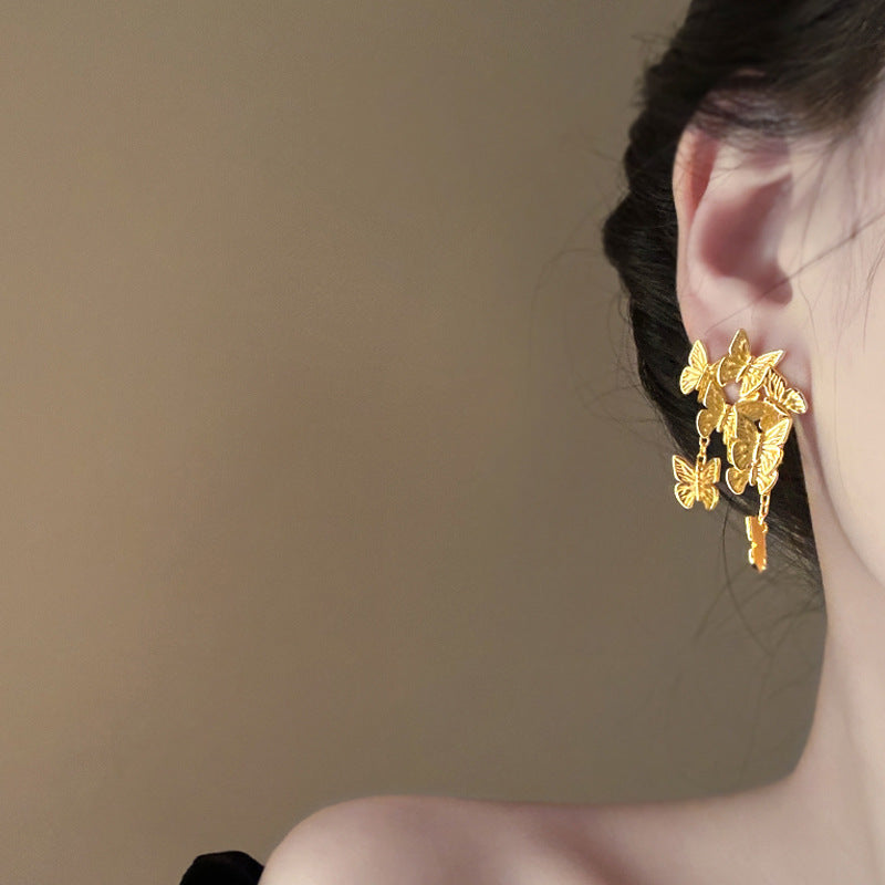 Delicate Artisan Gold Earring