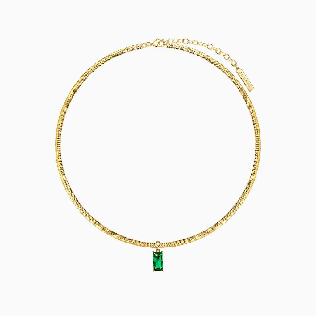 Beautiful Gold Necklace with Unique Style