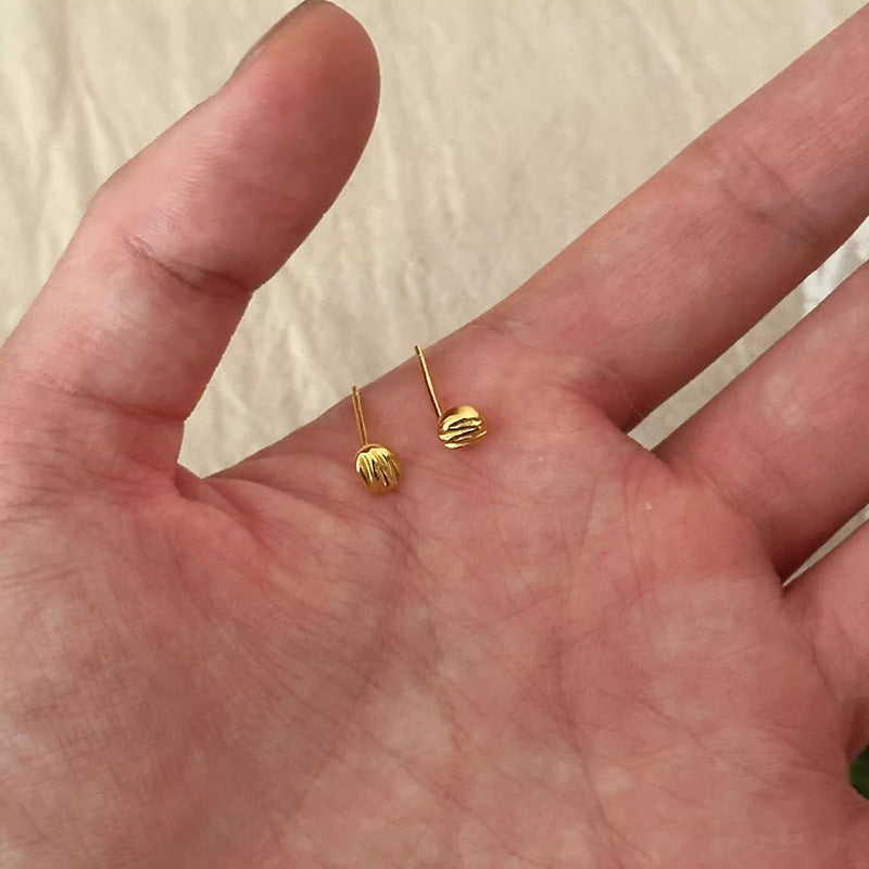 Classic Earring with Timeless Appeal